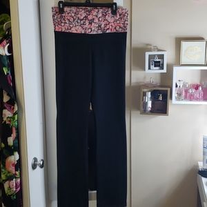 Victoria secret yoga pants size medium long
